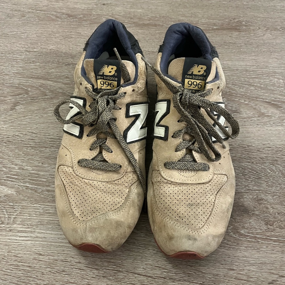 New Balance 996 Men’s Running Shoes Size 11.5